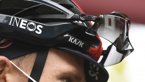 Photochromic glasses, what are they, advantages and what no one tells you