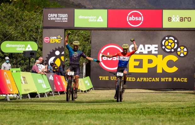 Hans Becking y José Días del Buff Scott ganan la etapa 4 de la Cape Epic 2021