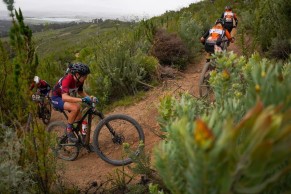 Hans Becking and José Días are once again the fastest and win stage 5 of the Cape Epic 2021