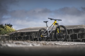 New Mondraker Raze: the best of XC and Enduro