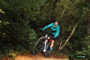 The first carbon MTB with 36" wheels