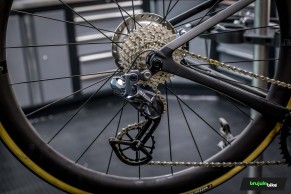We test and compare oversized derailleur cages from Kogel and CeramicSpeed