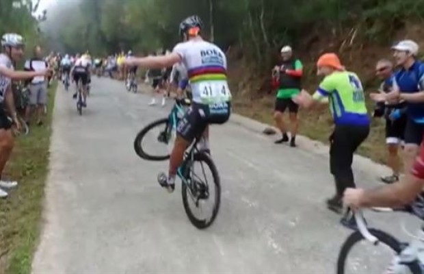 Peter Sagan da espectáculo en La Vuelta