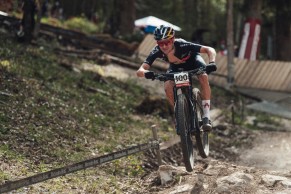 Da queda de Van der Poel ao arco-íris de Schurter: 5 chaves para a temporada masculina de XCO