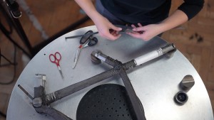 Como se fabrica um quadro de carbono trançado