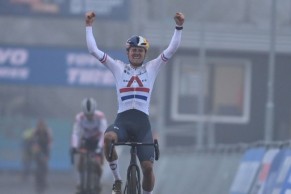 Tom Pidcock vence sua primeira Copa do Mundo CX Elite