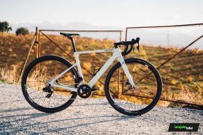 We test the Cannondale Supersix EVO SE: a rocket for gravel