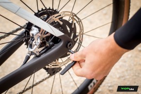 We test the Scott Addict Gravel Tuned: integration, speed and bikepacking all in one