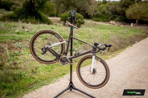 We test the Scott Addict Gravel Tuned: integration, speed and bikepacking all in one