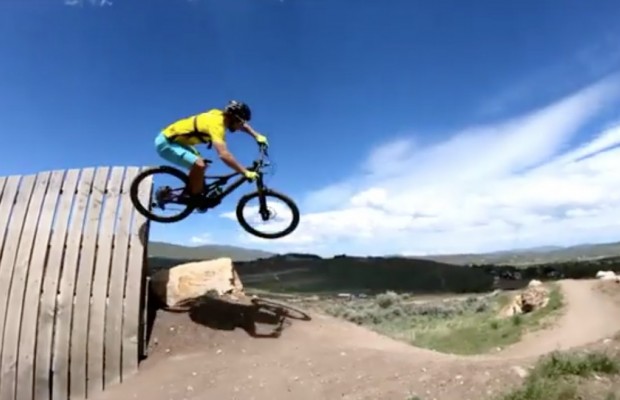 Peter Sagan no se aburre con la nueva Specialized Turbo Levo