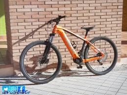 Recuperan una bici robada porque el ladrón iba hablando por teléfono mientras pedaleaba