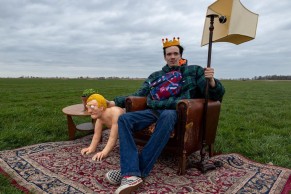 Edo Maas escultura rey Holanda