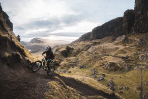 A Santa Cruz Heckler 2022 chega completamente renovada