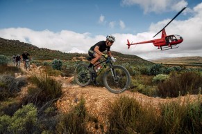 Nino Schurter vence com Filippo Colombo a primeira etapa do Tankwa Trek