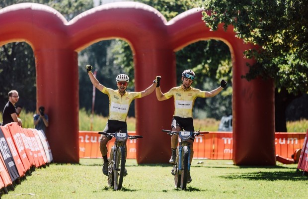 Nino Schurter e Colombo repetem a vitória e vencem a etapa 2 da Tankwa Trek