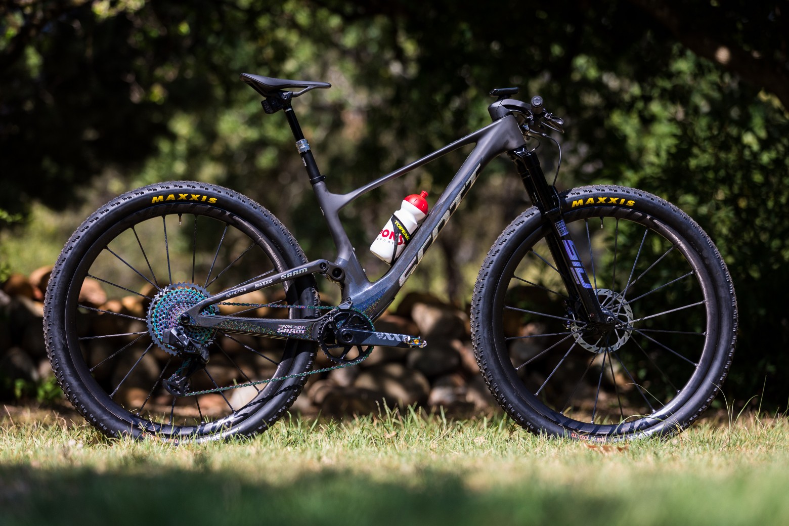 Al detalle la SCOTT Spark RC edición especial de Nino Schurter para 2022