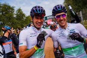 Seewald-Stosek e Lüthi-Wakefield vencem a Andalucía Bike Race 2022