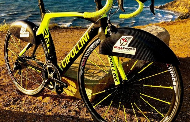 Aerodefender: un guardabarros aero de fibra de carbono