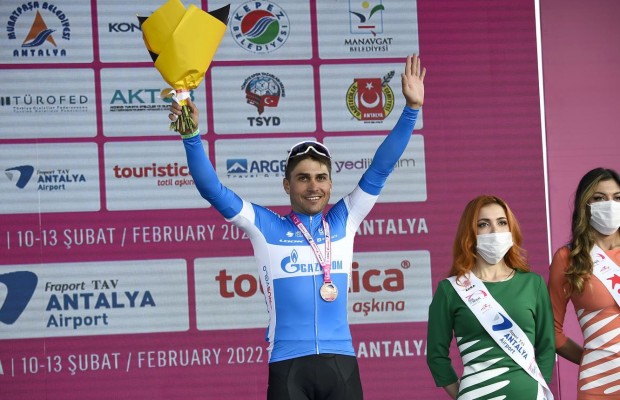 O COI sugere vetar todos os atletas russos e bielorrussos... como isso afetaria o ciclismo?