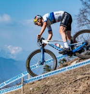 Lars Forster estreia com vitória na Itália