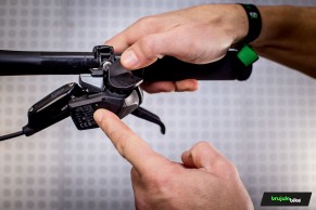 Cómo montar un SRAM AXS paso a paso