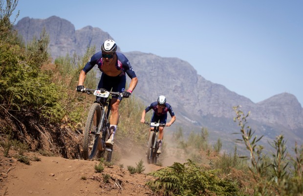 Cape Epic 2022: a Speed Company Racing não perdoa e leva a Etapa 3