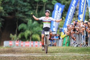 Jolanda Neff and Martin Vidaurre take a courageous victory in Brazil