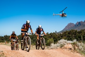 Siempre al ataque y puro espectáculo: así fue la victoria del Speed Company Racing en la Cape Epic 2022
