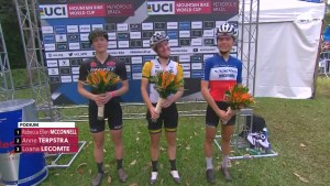 Rebecca McConnell vence a Copa do Mundo de Petrópolis