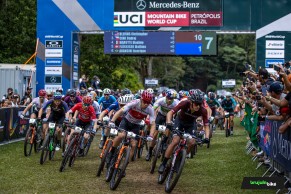 Nino Schurter wins and makes history in Brazil