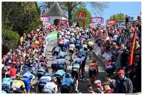 Valverde beira a vitória na Flecha Valona 2022