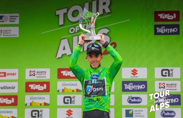 Golpe de mano de Bardet para llevarse el Tour de los Alpes 2022