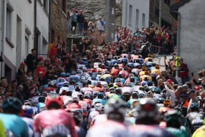 A magnificent Evenepoel wins Liège-Bastogne-Liège 2022
