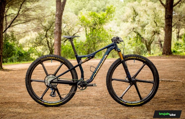 Montamos uma exclusiva Orbea Oiz Sub 9kg pronta para competir