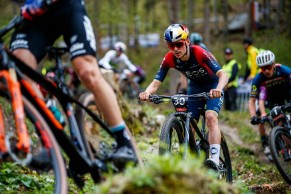 Tom Pidcock dynamites the race and wins in Albstadt, Valero finishes on the podium