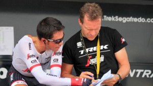 El accidente del director del equipo Trek fue por culpa de un conductor