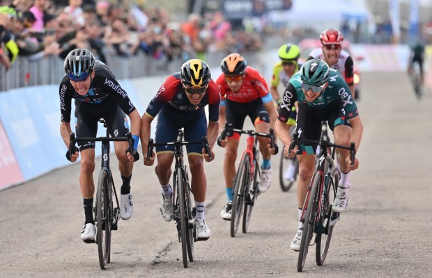 Landa, Carapaz e Bardet se confirmam como favoritos no Blockhauss
