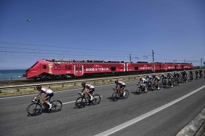 Girmay faz história no Giro