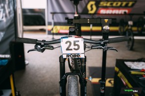 Así es el prototipo de frenos SRAM que monta Nino Schurter