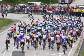 Así está la guerra por evitar el descenso en el UCI World Tour