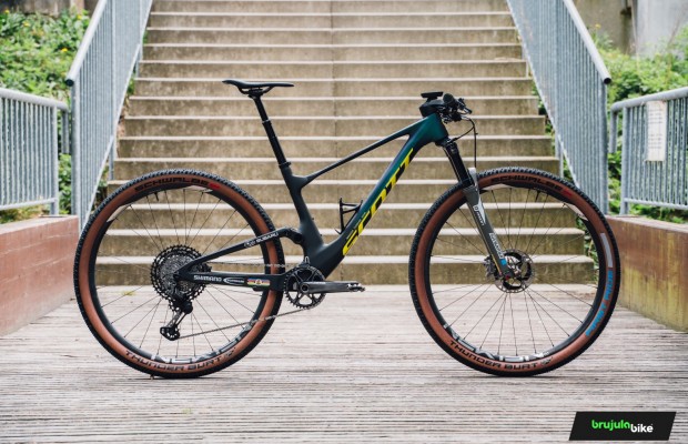 Scott Spark de Martin Vidaurre em detalhes