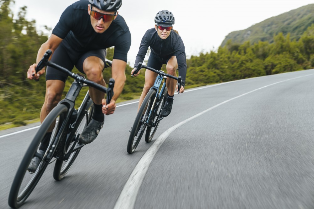 Nueva Rondo RATT CF con geometría ajustable: carretera y gravel en la ...