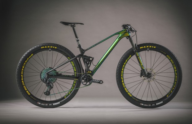 A Mondraker F Podium edição especial para Bec McConnell