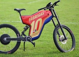 A Cesc Fabregas le robaron su e-bike Greyp G12S de 10.000 € y la recuperó