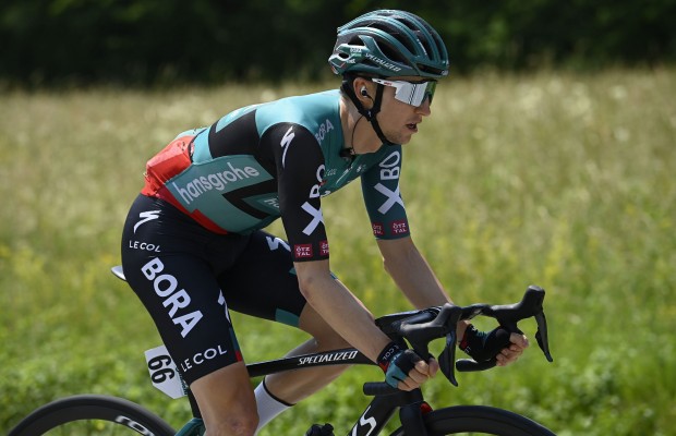 Who is Jai Hindley, the 'unknown' winner of the Giro d'Italia?