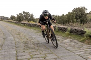 Nueva Pinarello Grevil F ¿una gravel aero?