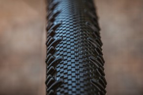 Schwalbe G-One RS: Os pneus gravel mais rápidos do mundo