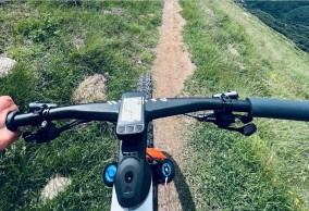 Van der Poel sale a entrenar en MTB con ¿la nueva Canyon Lux 2023?