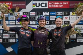 Loana Lecomte wins the 2022 Leogang Short Track