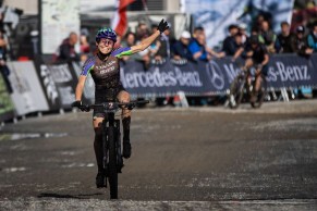 Loana Lecomte wins the 2022 Leogang Short Track